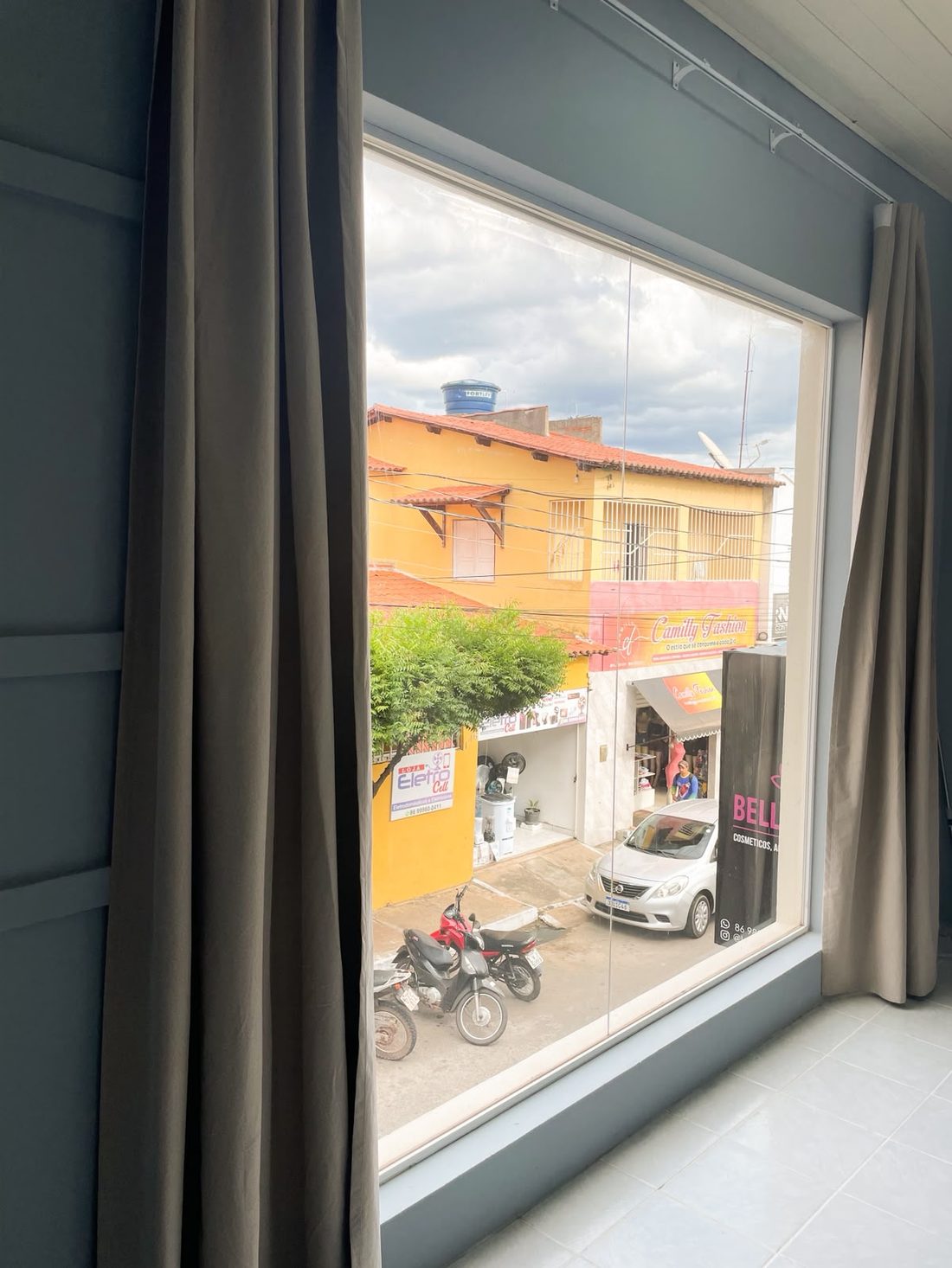 Vista da janela da hospedaria para o centro de Pedro II
